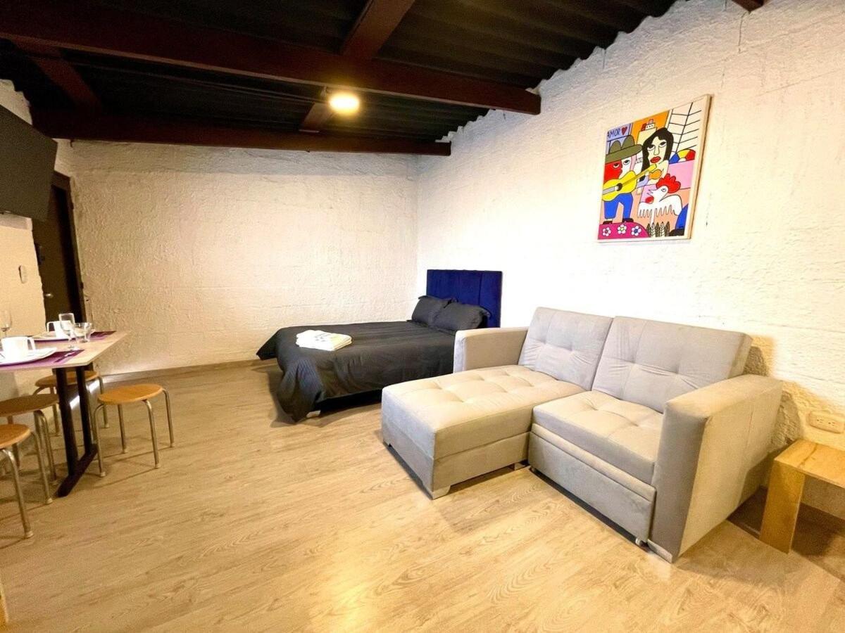 Super Apartamento Central En Casa Colonial Bogota Bagian luar foto