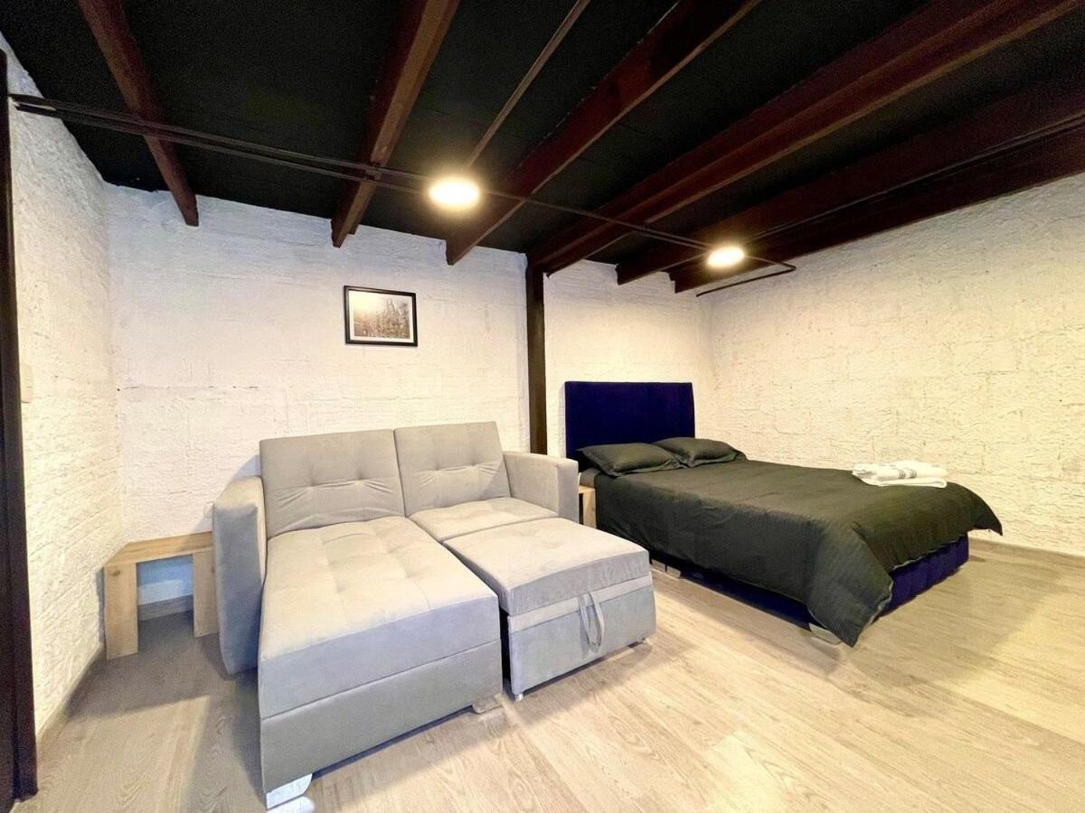 Super Apartamento Central En Casa Colonial Bogota Bagian luar foto