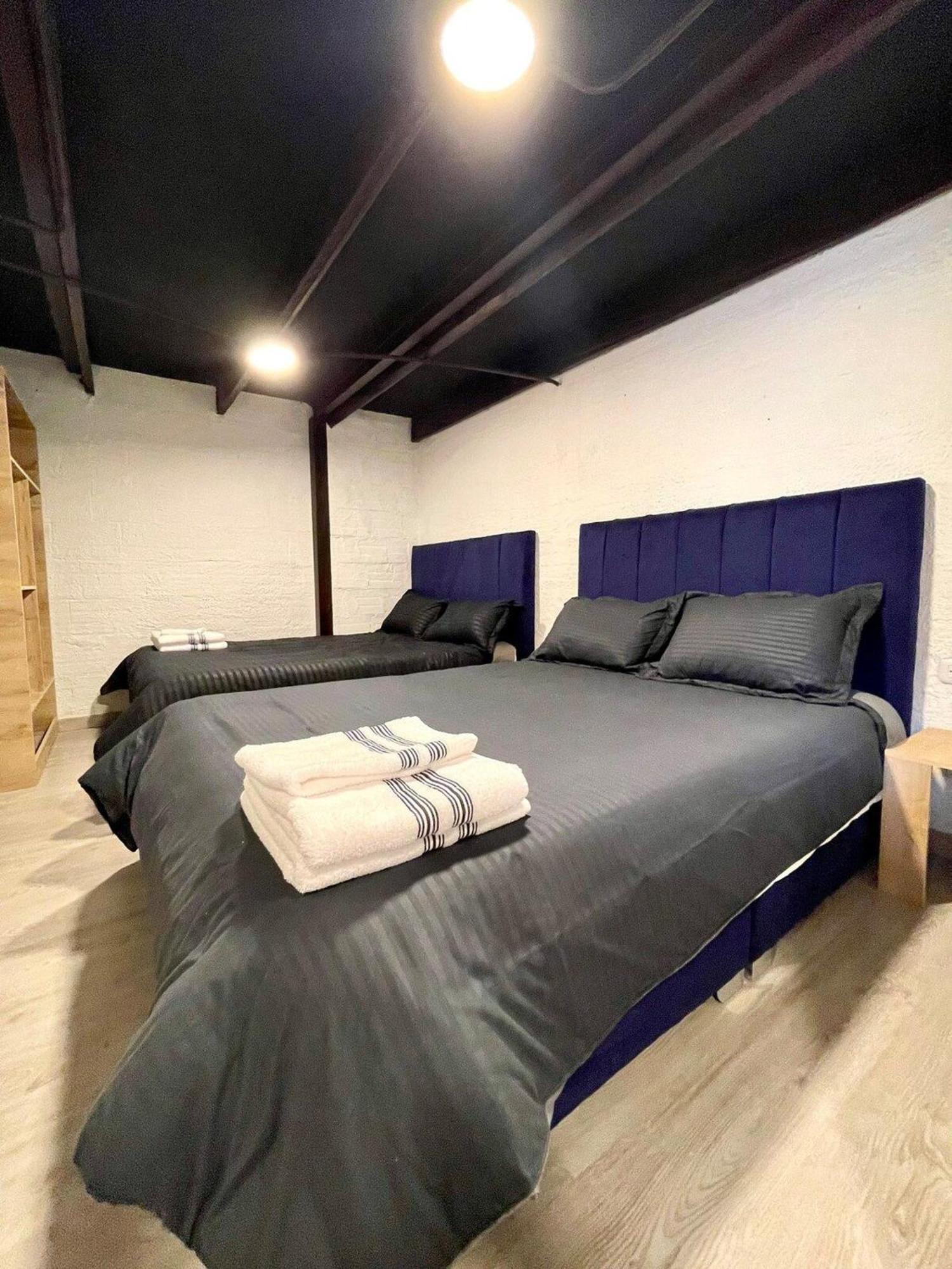 Super Apartamento Central En Casa Colonial Bogota Bagian luar foto